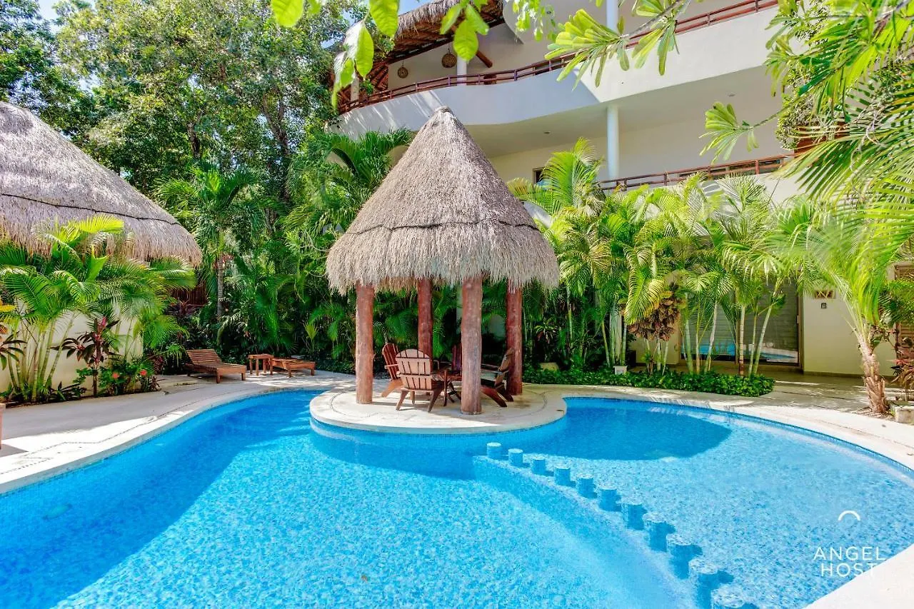 Apartment Condo Complex With An Alluring Pool & Tropical Vibes By Stella Rentals! Tulum